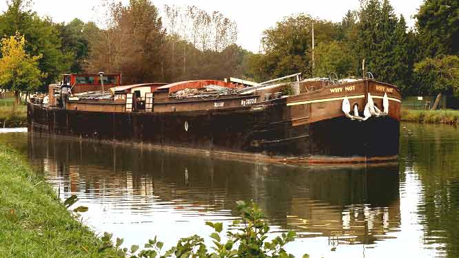 Nancy peniche fluviale en vente