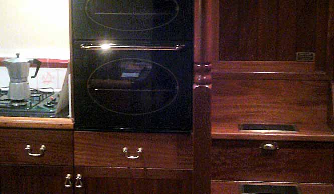 Cuisine p&eacute;niche en vente