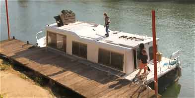 House-boat en vente à Port-Cergy