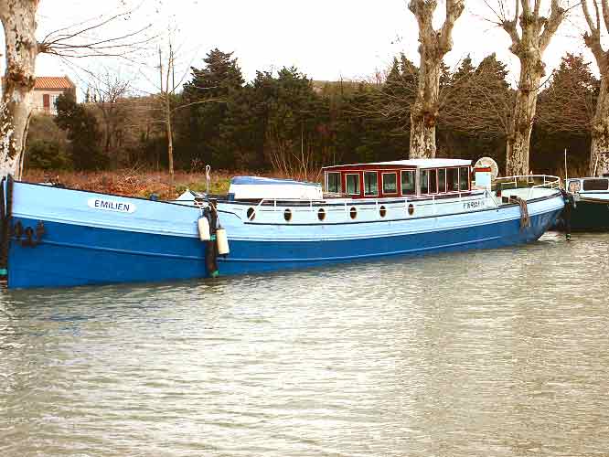 Peniche Luxemotor a vendre Canal du Midi
