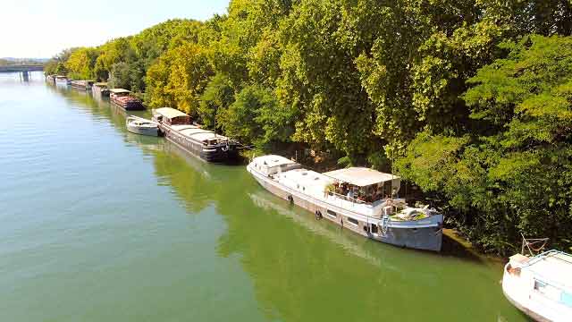 Magnifique péniche hollandaise