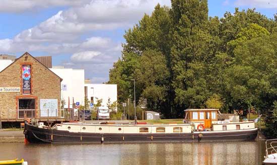 Hublots Bronze + 5 fenêtres châssis bois