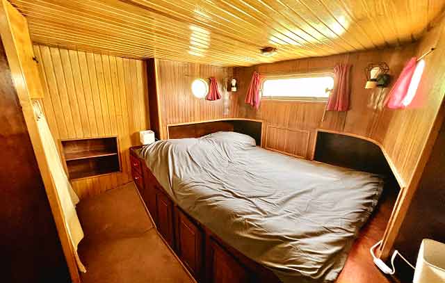 Belle chambre double avec rangements