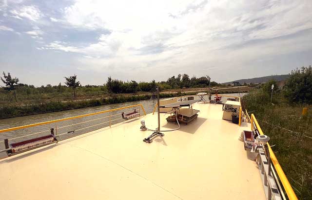 Terrasse pour profiter de l’environnement extérieur 