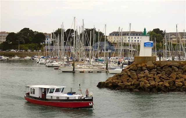 Pénichette au port