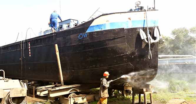 Peniche chantier naval