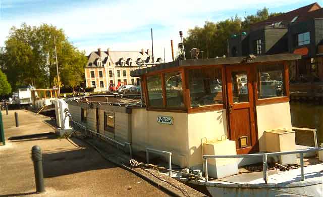 Barge aménagée